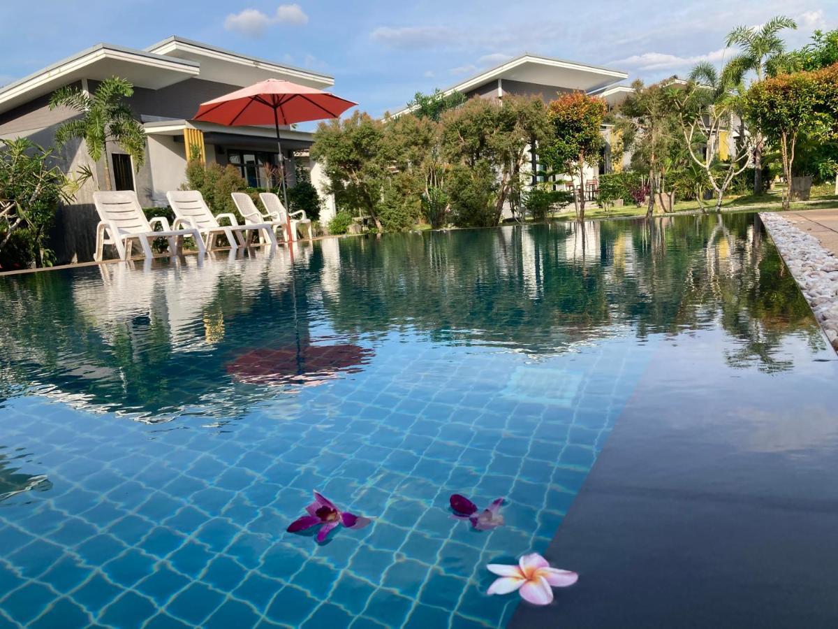 Oneandaman Resort Khao Lak Exterior photo