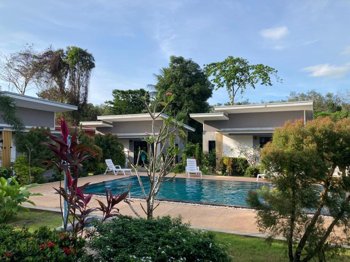 Oneandaman Resort Khao Lak Exterior photo